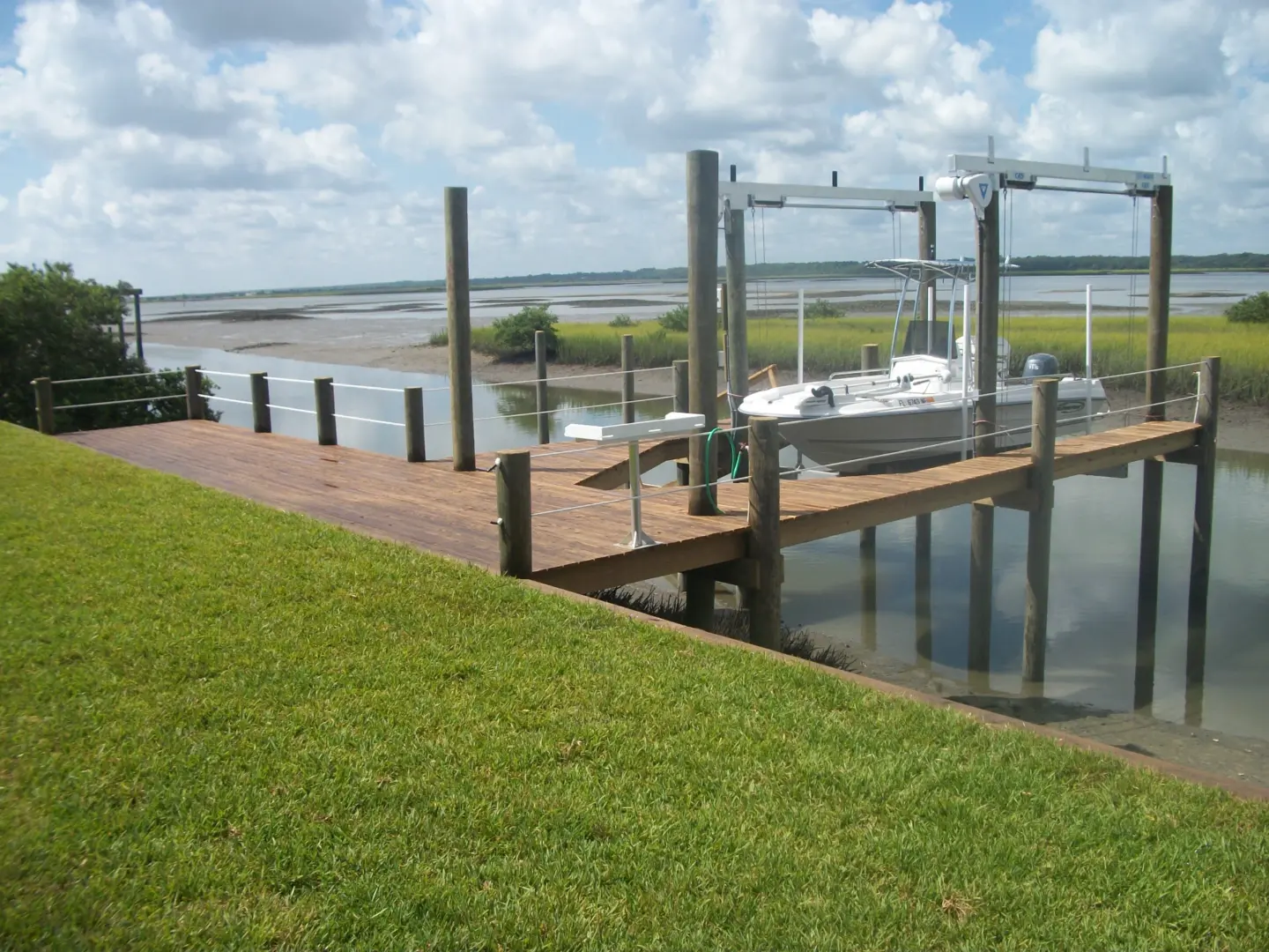 Maritime dock and deck
