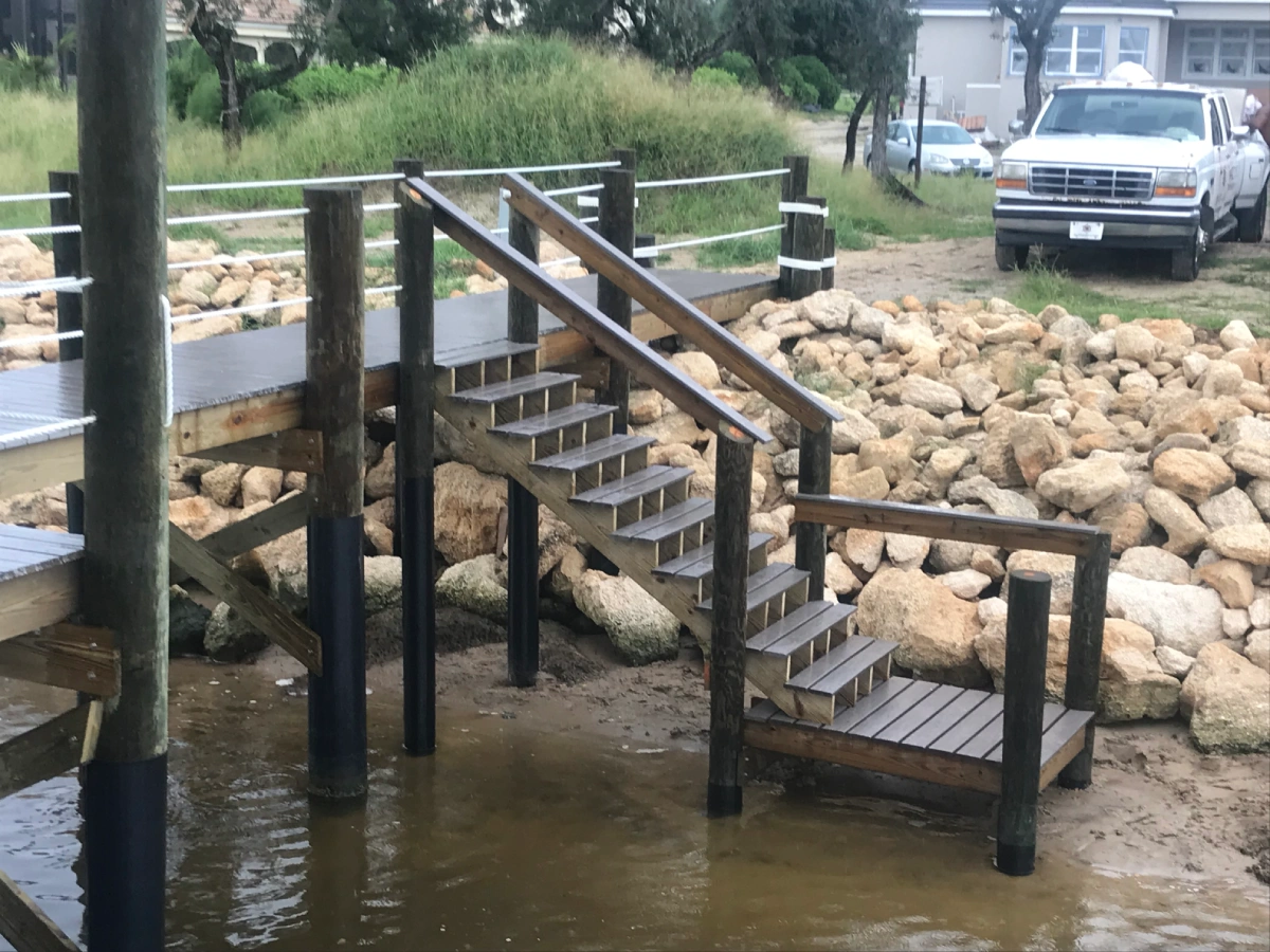 Maritime dune walkover